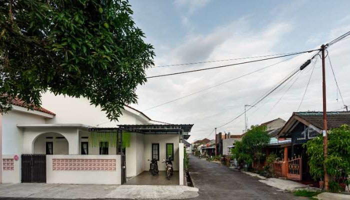 Agabella House by YPA Architecture Studio, a modern tropical minimalist home in Purbalingga with a 106 m² building on a 135 m² land plot.