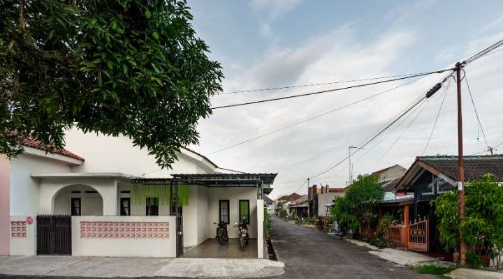 Agabella House by YPA Architecture Studio, a modern tropical minimalist home in Purbalingga with a 106 m² building on a 135 m² land plot.